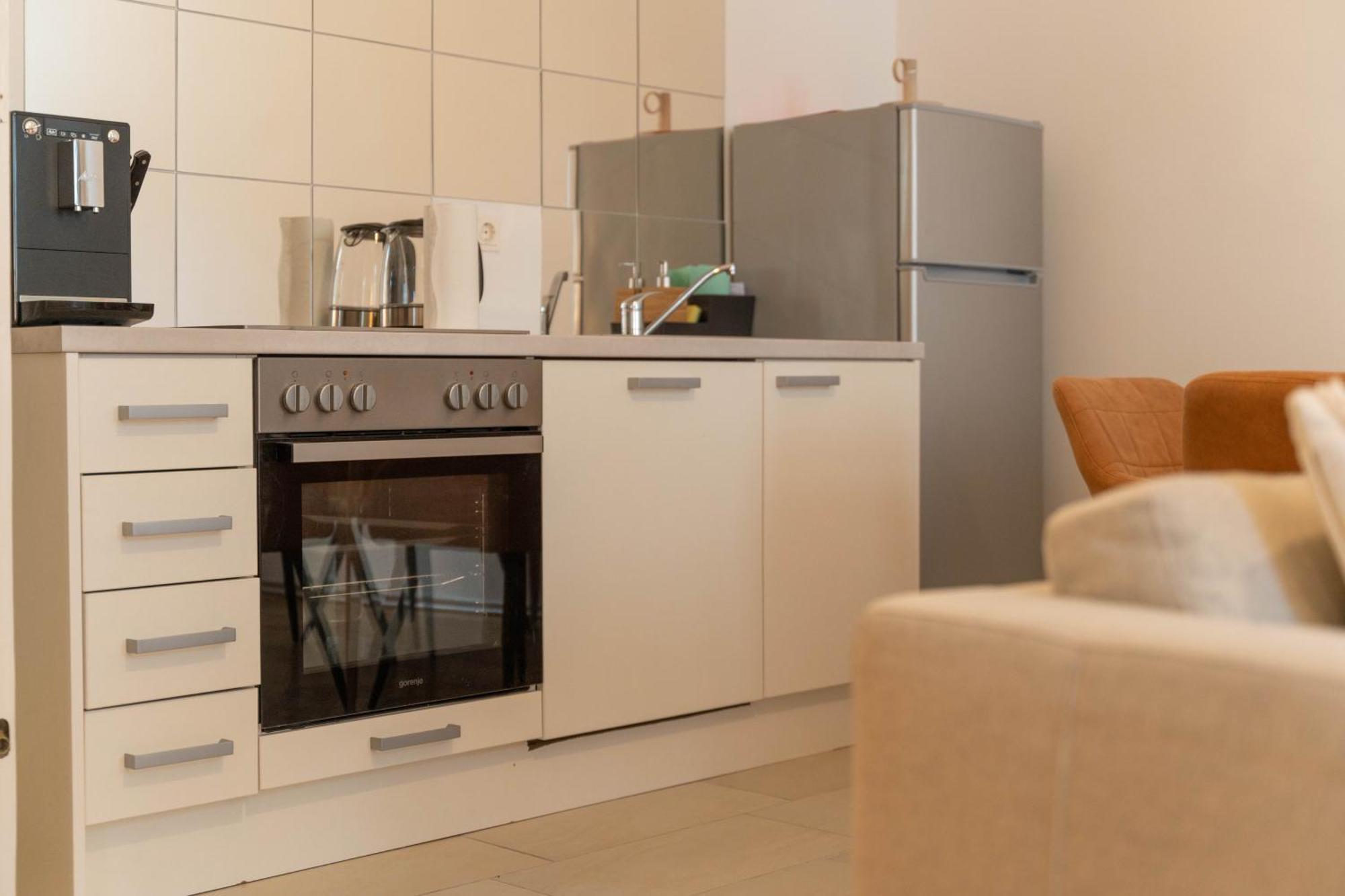 Felizitas I Levestate Apartment